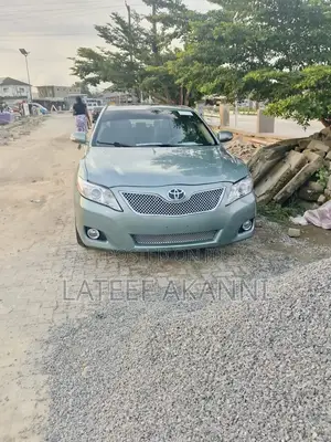 Toyota Camry Base 4dr Sedan (2.4L 4cyl 5M) 2009 Green