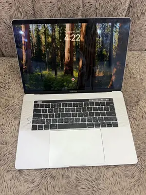 Laptop Apple MacBook Pro 2019 16GB Intel Core i7 SSD 256GB