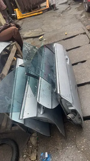 Door for CLS W218 2010/18 Model