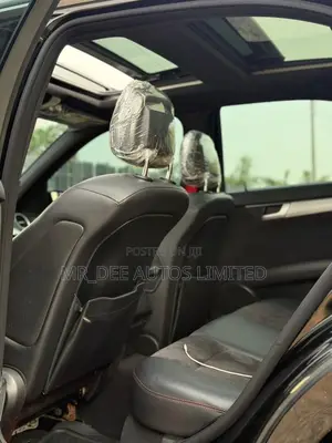 Mercedes-Benz C300 2013 Black