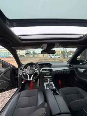 Mercedes-Benz C300 2013 Black
