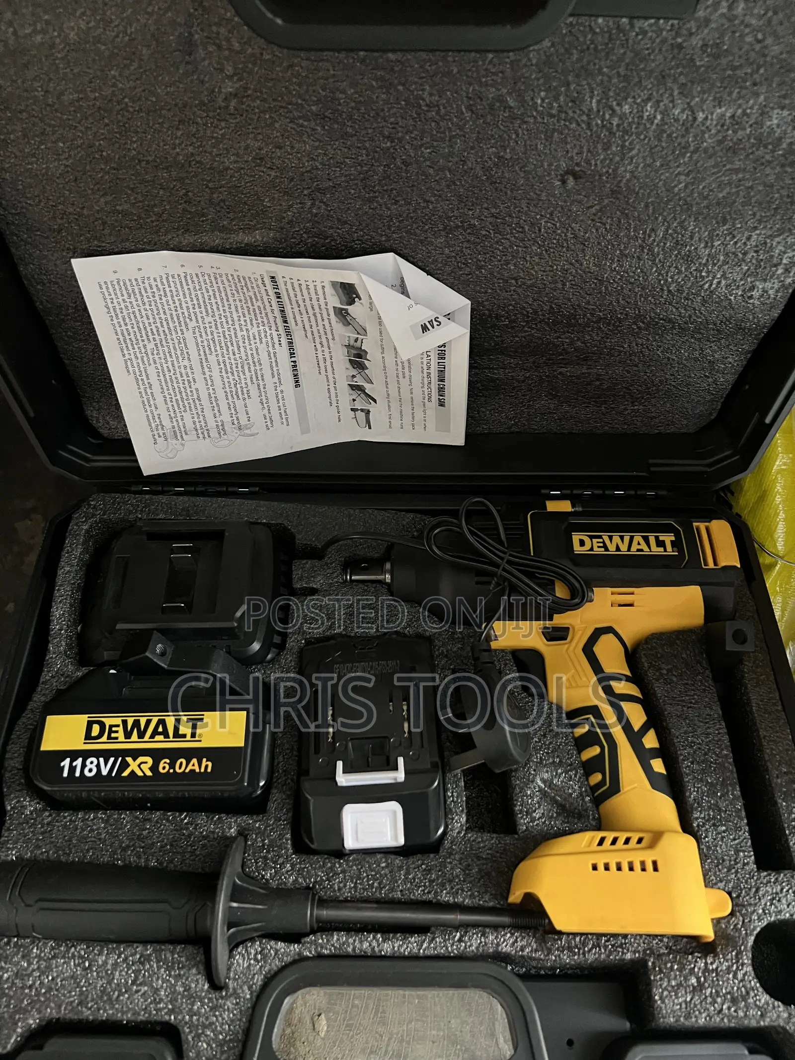 Dewalt Cordless Impact Wrench Kit