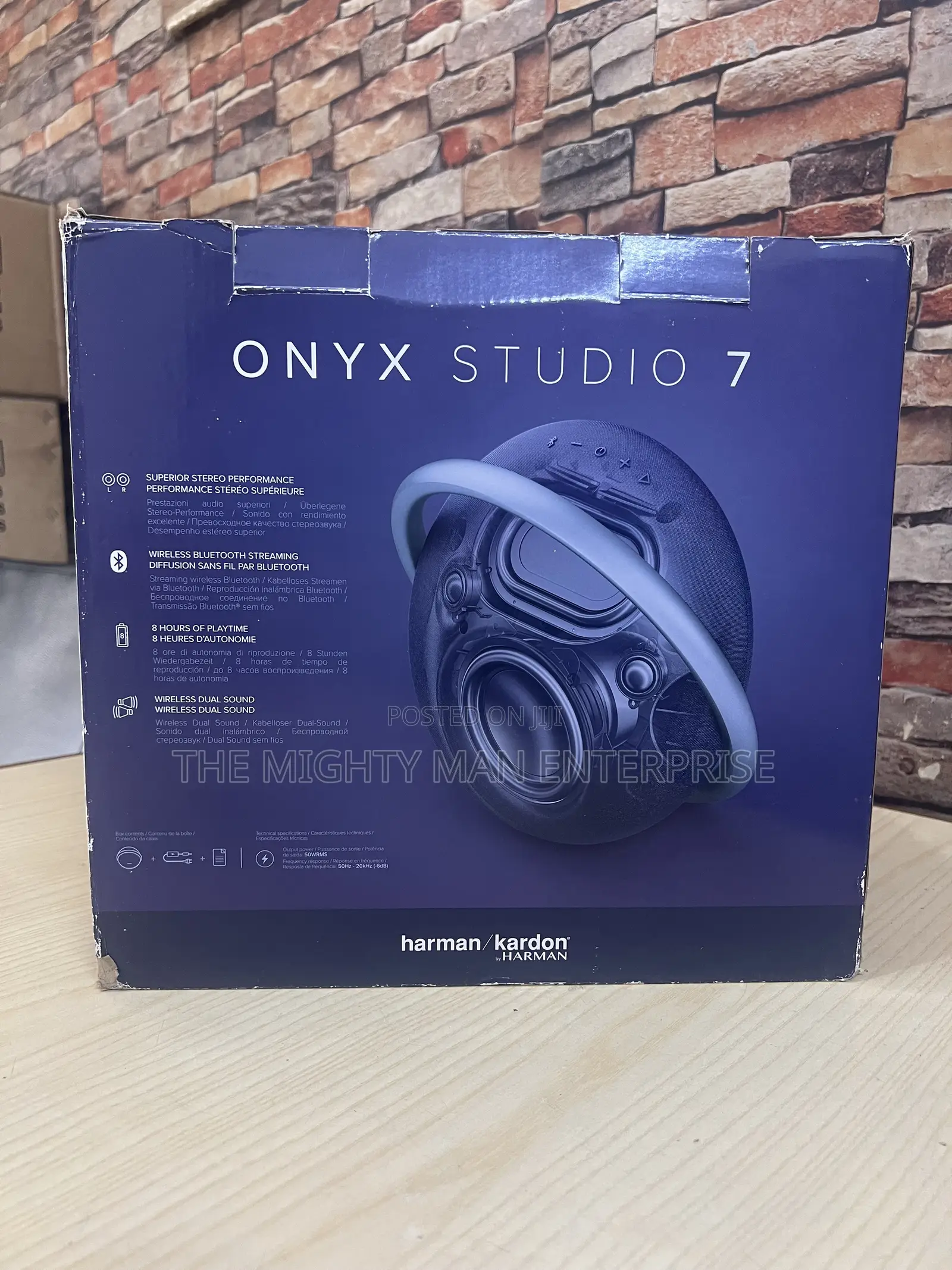 Onyx Studio 7 Harman/Kardon Bluetooth Speaker