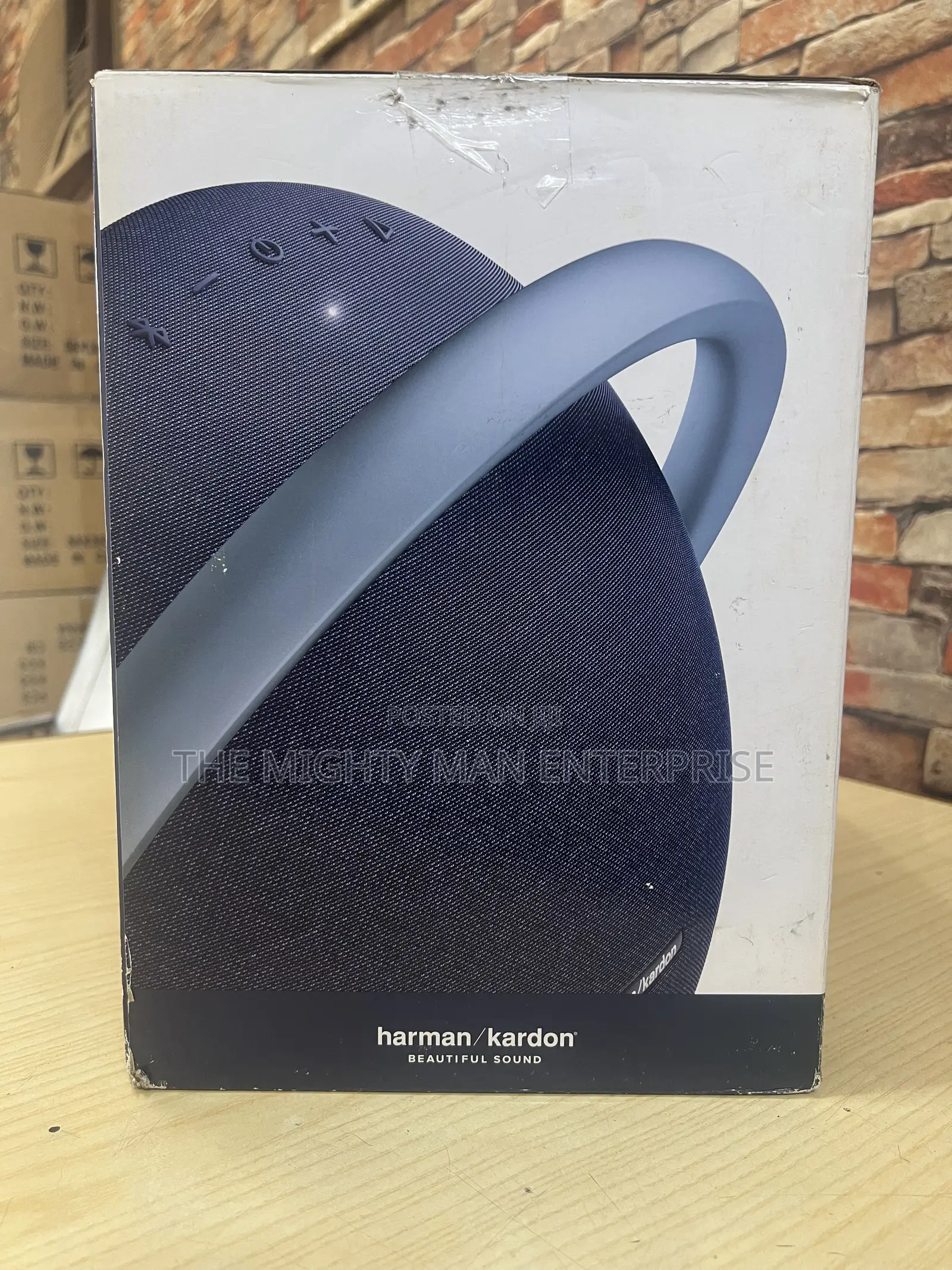 Onyx Studio 7 Harman/Kardon Bluetooth Speaker