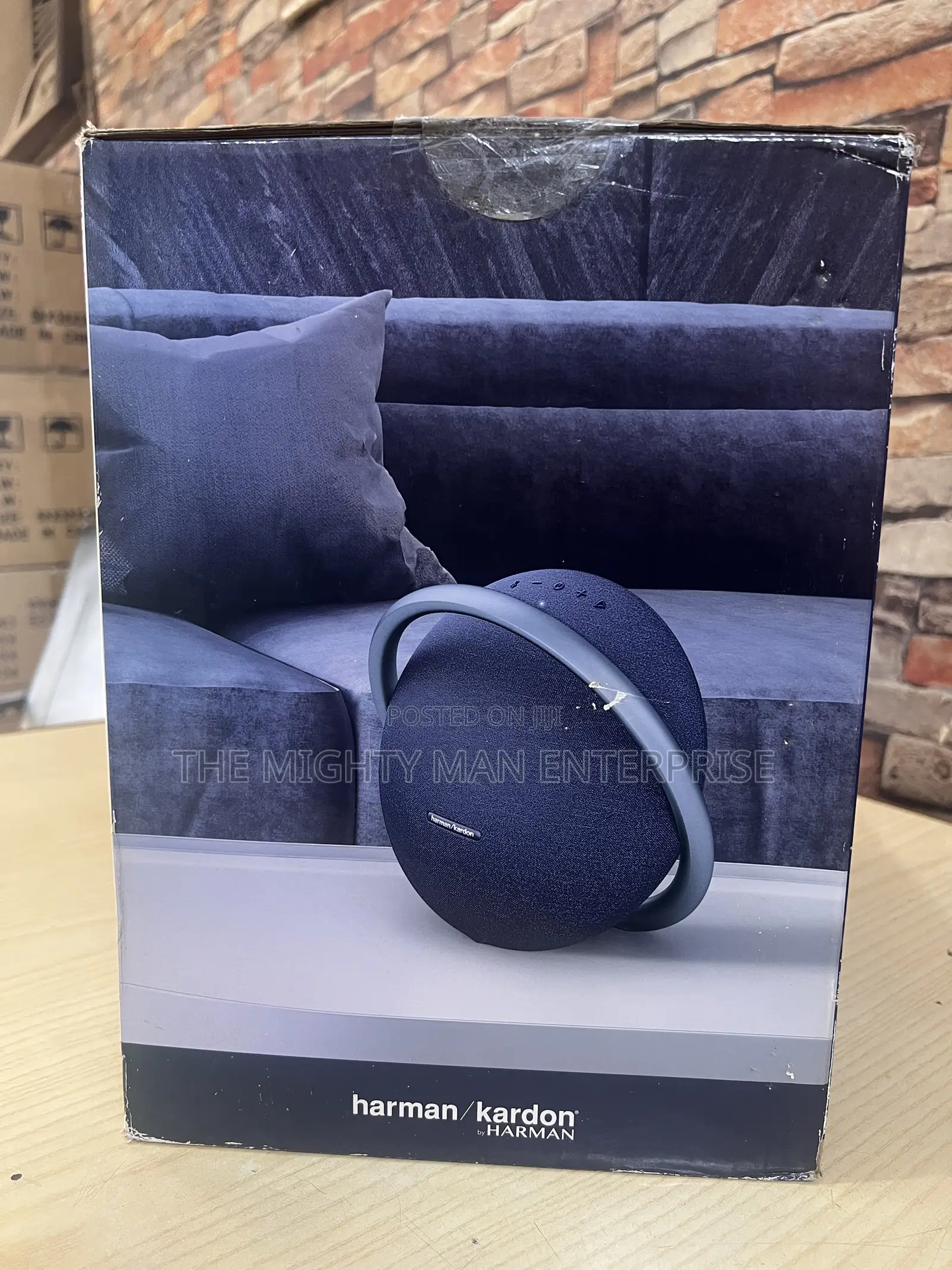 Onyx Studio 7 Harman/Kardon Bluetooth Speaker