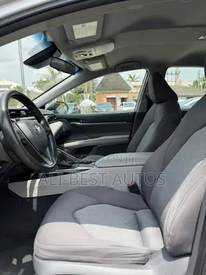 Toyota Camry 2020 Silver