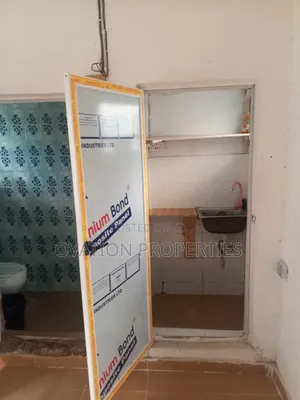 Mini Flat in Santos Estate, Akowonjo for rent
