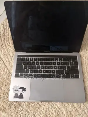 Laptop Apple MacBook Pro 2019 16GB Intel Core i7 SSD 512GB