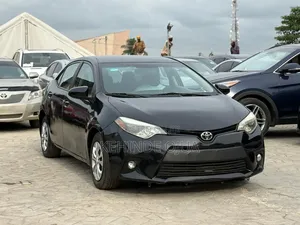 Toyota Corolla LE 4dr Sedan (1.8L 4cyl CVT) 2015 Black