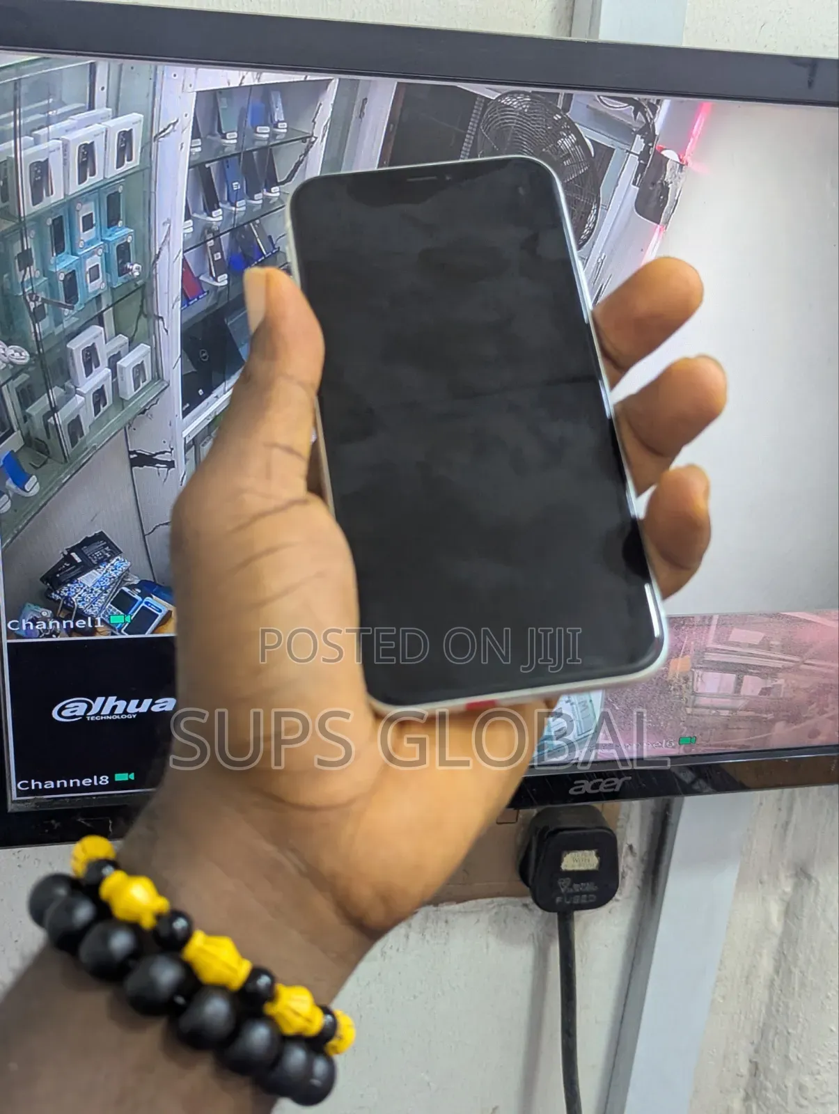 Apple iPhone XR 128 GB White
