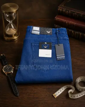 High Classic Plain Jeans