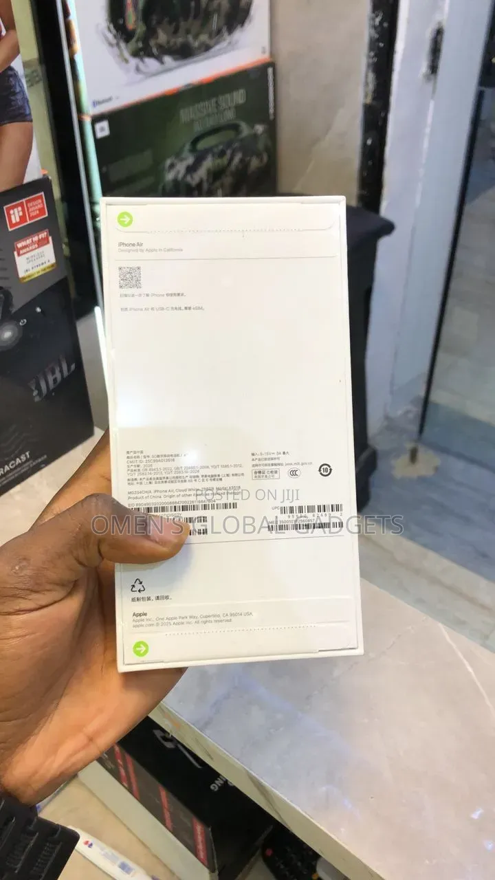 New Apple iPhone 17 256 GB Silver