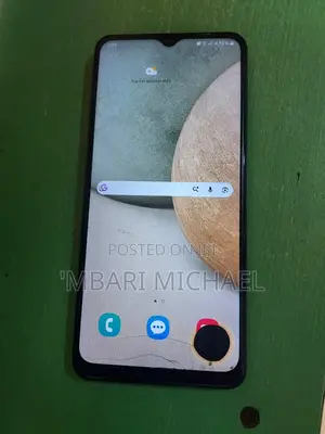 Samsung Galaxy A12 64 GB Black