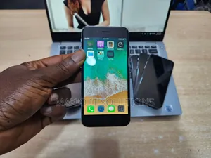 Apple iPhone 6 16 GB Silver