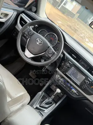 Toyota Corolla LE Premium 4dr Sedan (1.8L 4cyl CVT) 2014 Red