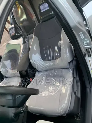Toyota Corolla LE 2020 Silver