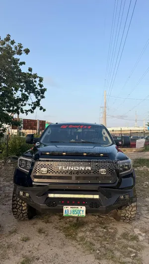 Toyota Tundra Double Cab 4x4 Limited 5.7L V8 2013 Black