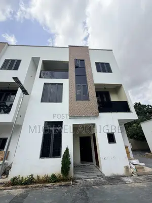 4bdrm Duplex in Garki 2 for sale