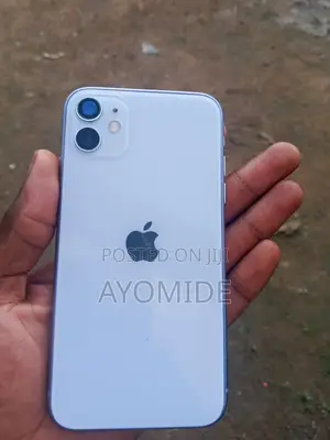 Apple iPhone 11 64 GB Purple