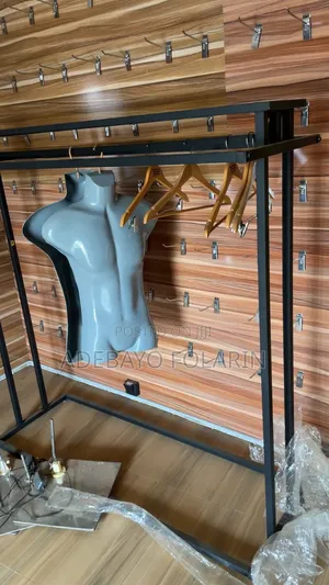 Walk in Store Standing Clothing Rack