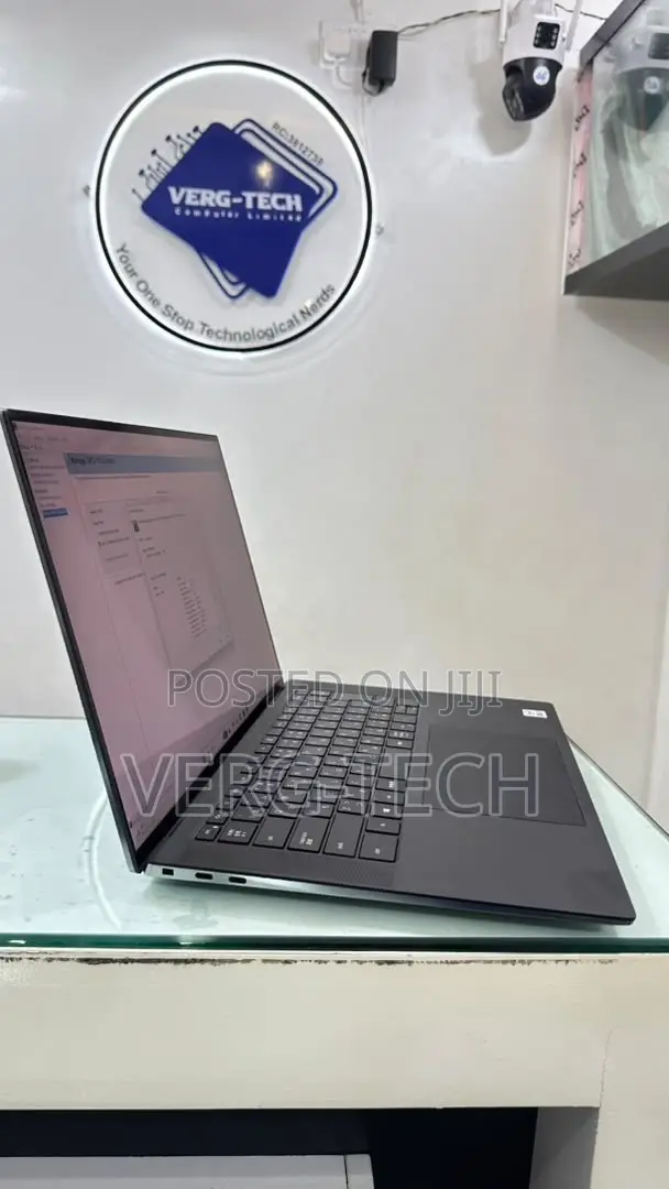 Laptop Dell Precision 5550 16GB Intel Core i7 SSD 512GB