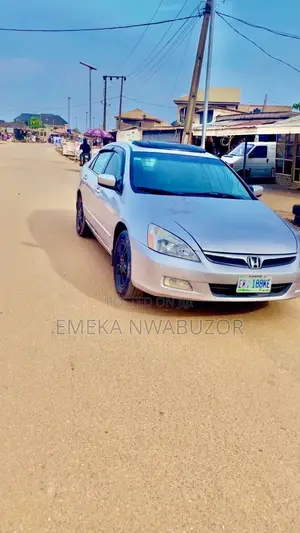 Honda Accord 2006 Silver