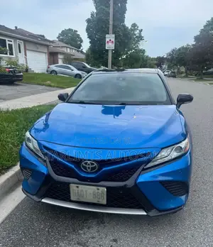 Toyota Camry XSE FWD (2.5L 4cyl 8AM) 2018 Blue
