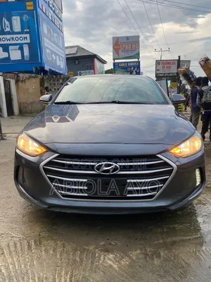 Hyundai Elantra 2017 Gray