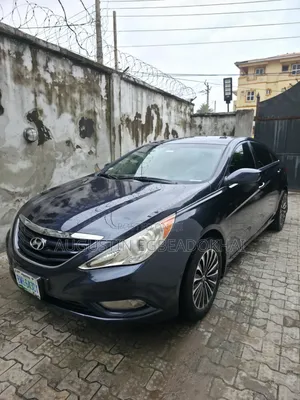 Hyundai Sonata 2012 Blue