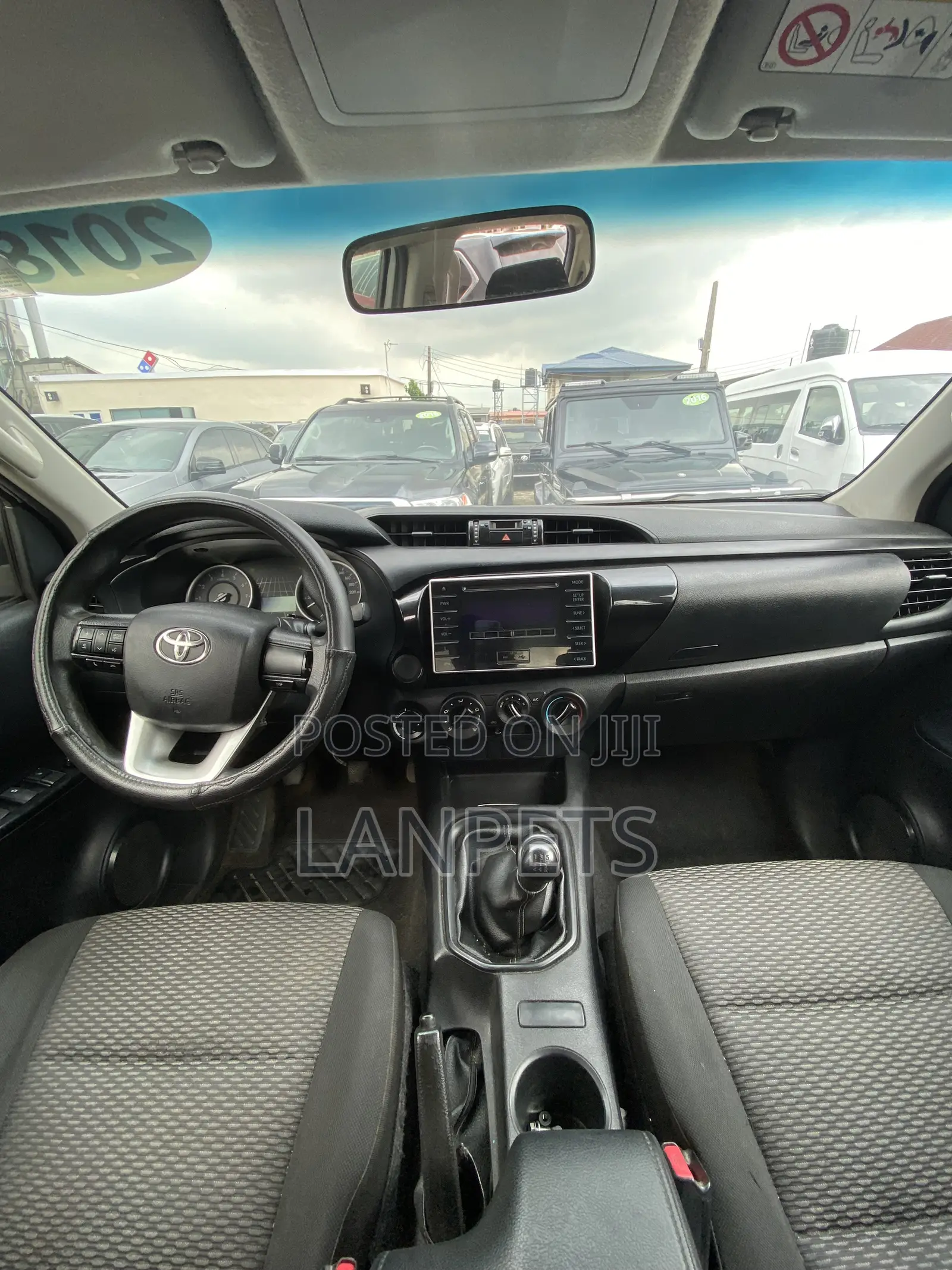 Toyota Hilux 2018 White