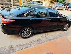 Toyota Camry 2017 Black