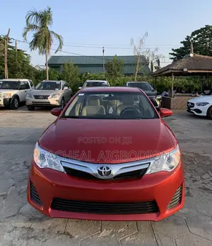 Toyota Camry 2012 Red