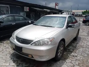 Toyota Camry 2005 Silver