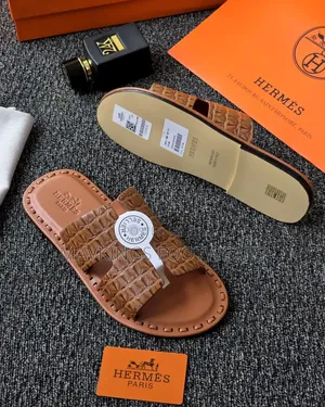 Men's Hermes Slippers