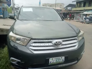 Toyota Highlander 2009 Gray