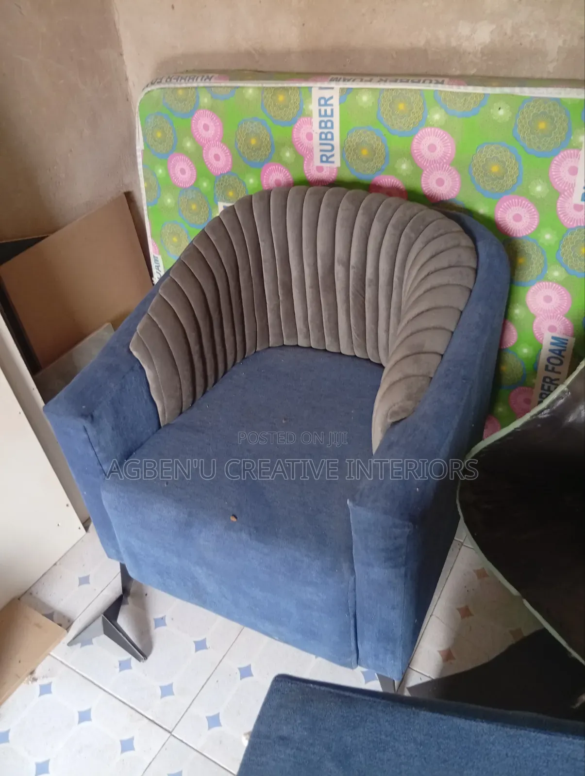 Single Chair