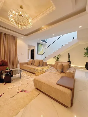 Furnished 3bdrm Townhouse / Terrace in In An Estate, Life Camp for rent