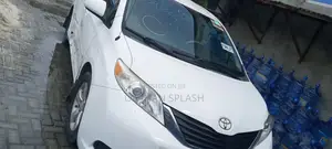 Toyota Sienna 2014 White