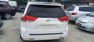 Toyota Sienna 2014 White