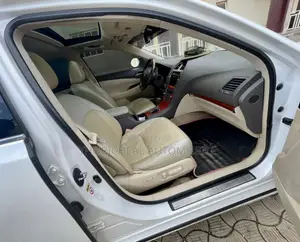Lexus ES 350 2012 White