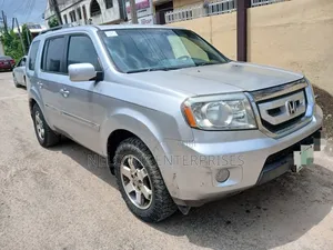 Honda Pilot 2010 Silver