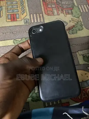 Apple iPhone 8 64 GB Gray