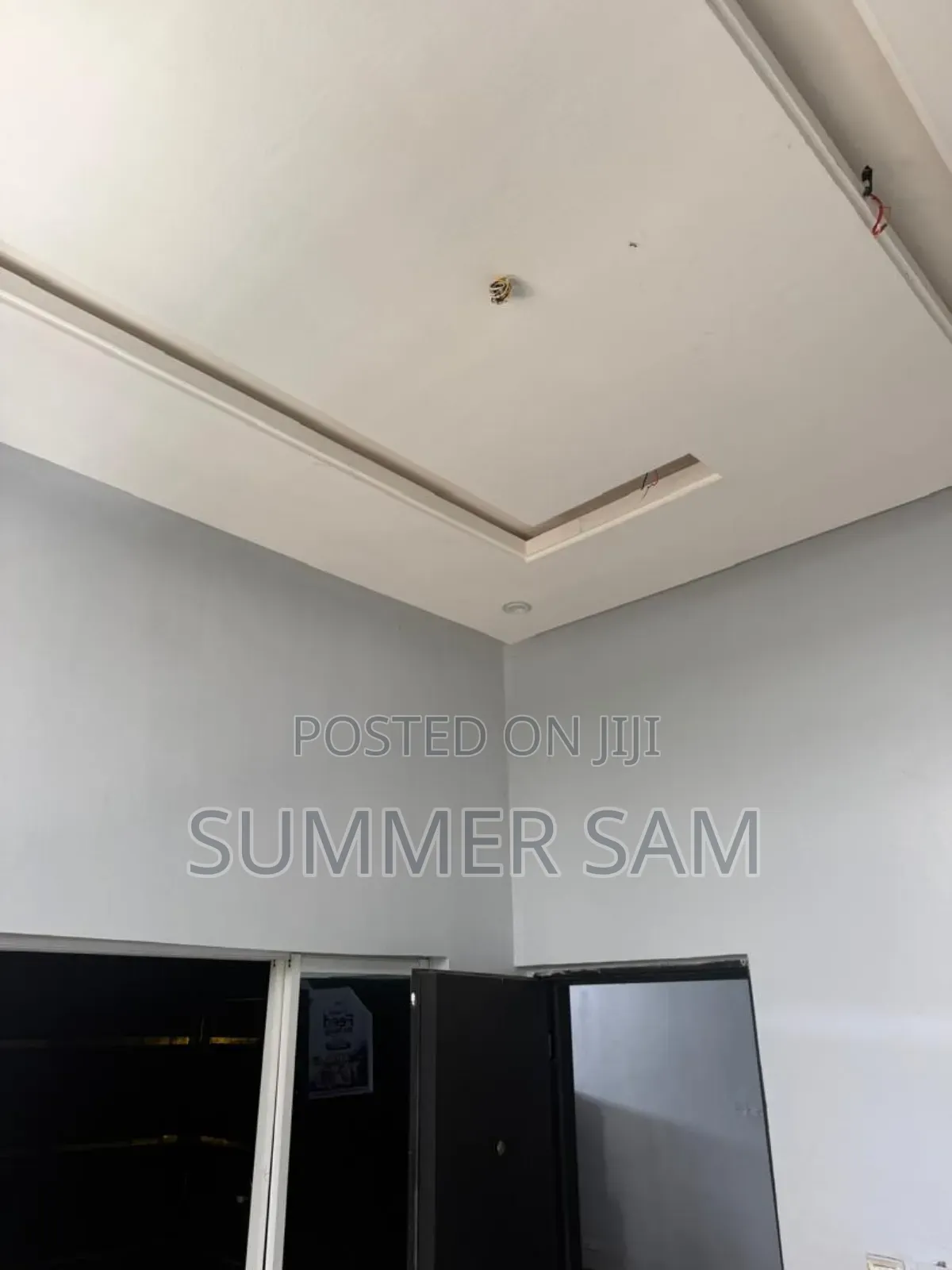 Spacious Office Space to Let at Oron Road, Uyo