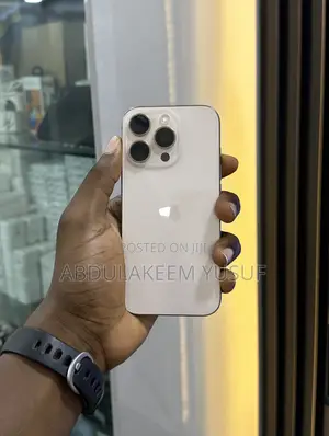 Apple iPhone 16 Pro 128 GB Gold