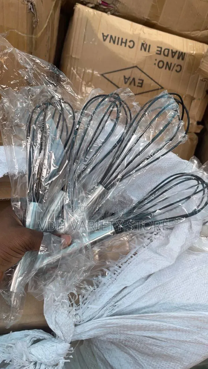 Multifunctional Rotary Manual Egg Whisk Beater Mixer