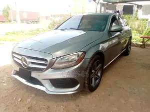 Mercedes-Benz C300 2016 Gray