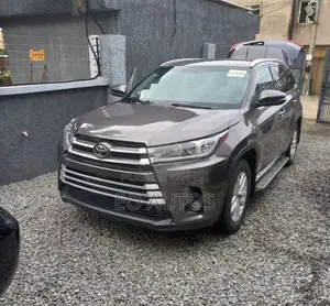 Toyota Highlander 2016 Gray