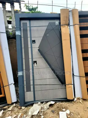 4ft Gray Turkey Door Entrance