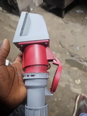 Industrial Sockets