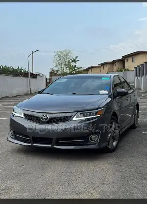 Toyota Camry 2014 Gray